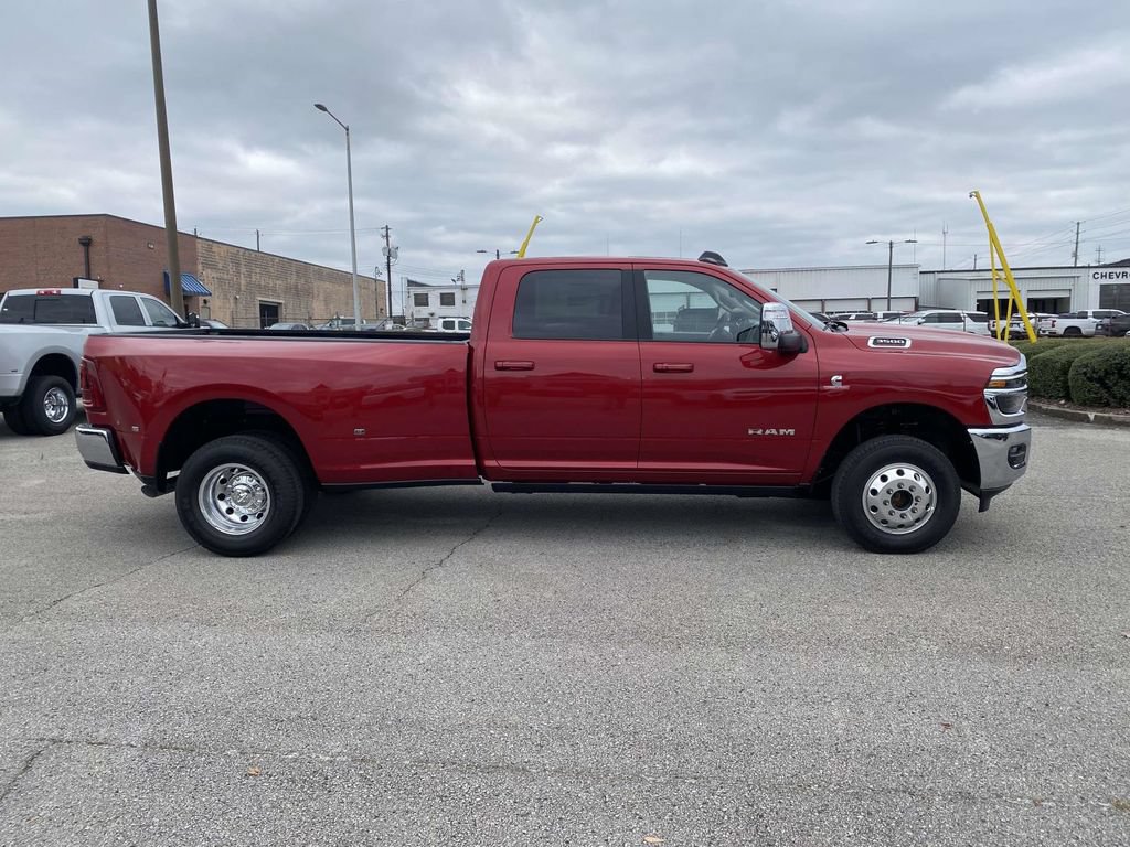 New 2026 RAM 3500 Laramie AWD/4WD image 2