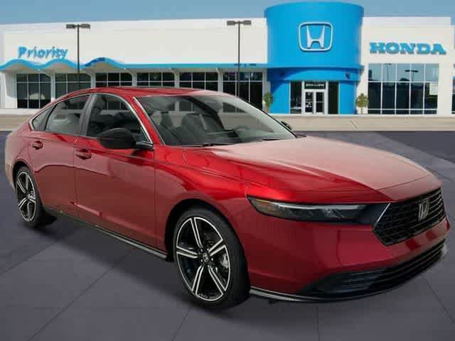 Used 2025 Honda Accord Sport image 9