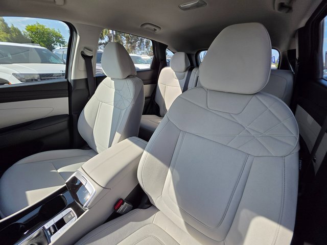 New 2026 Hyundai Tucson SE image 14