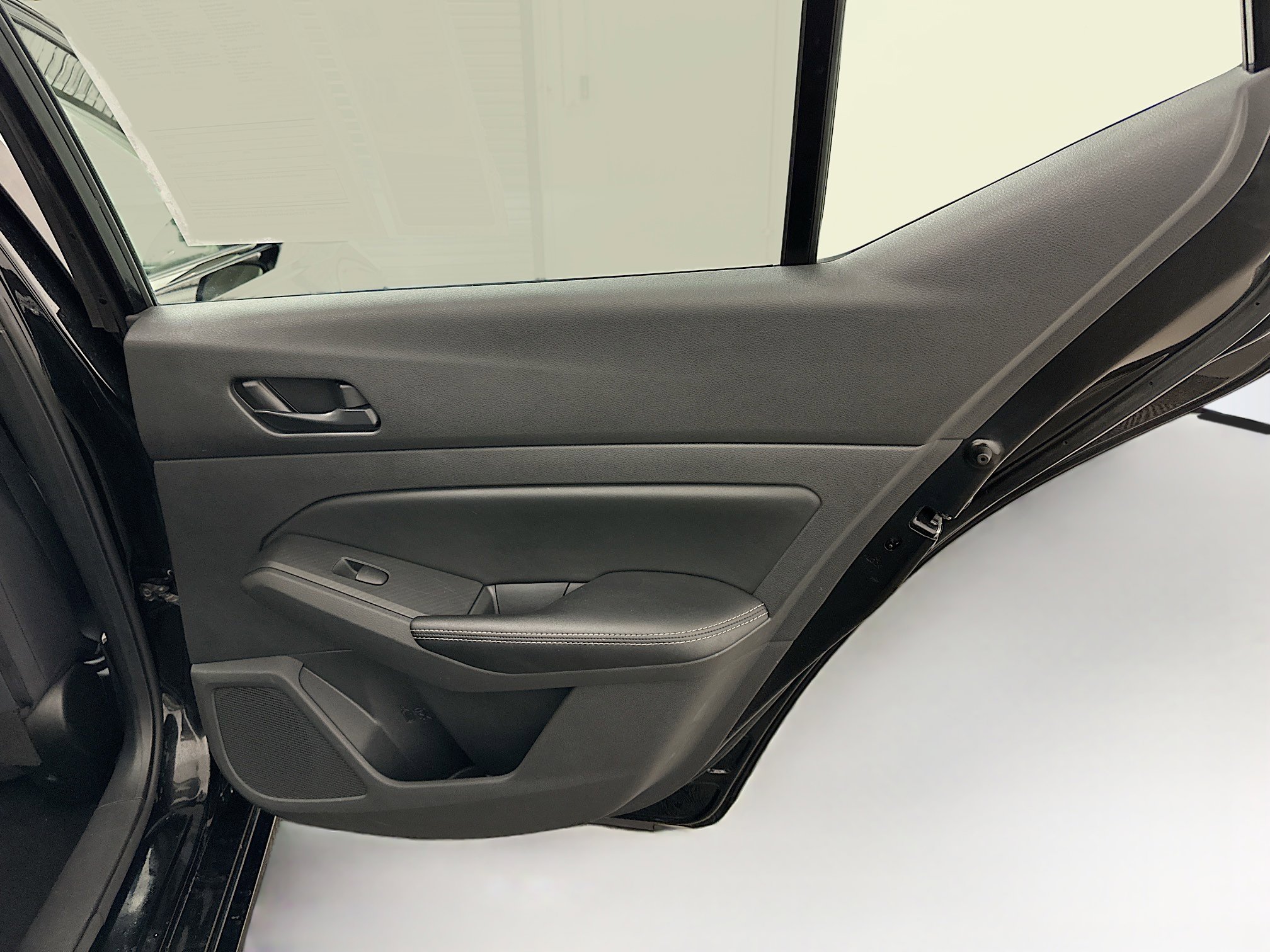 Used 2024 Nissan Altima 2.5 SV image 30