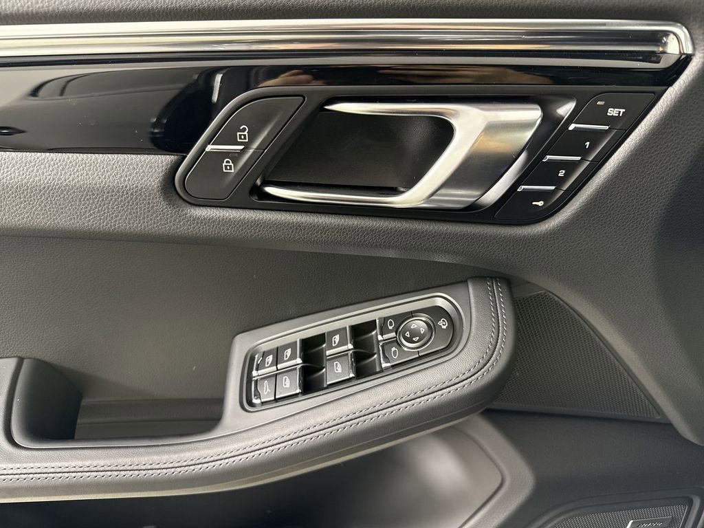 New 2026 Porsche Macan S AWD/4WD image 34