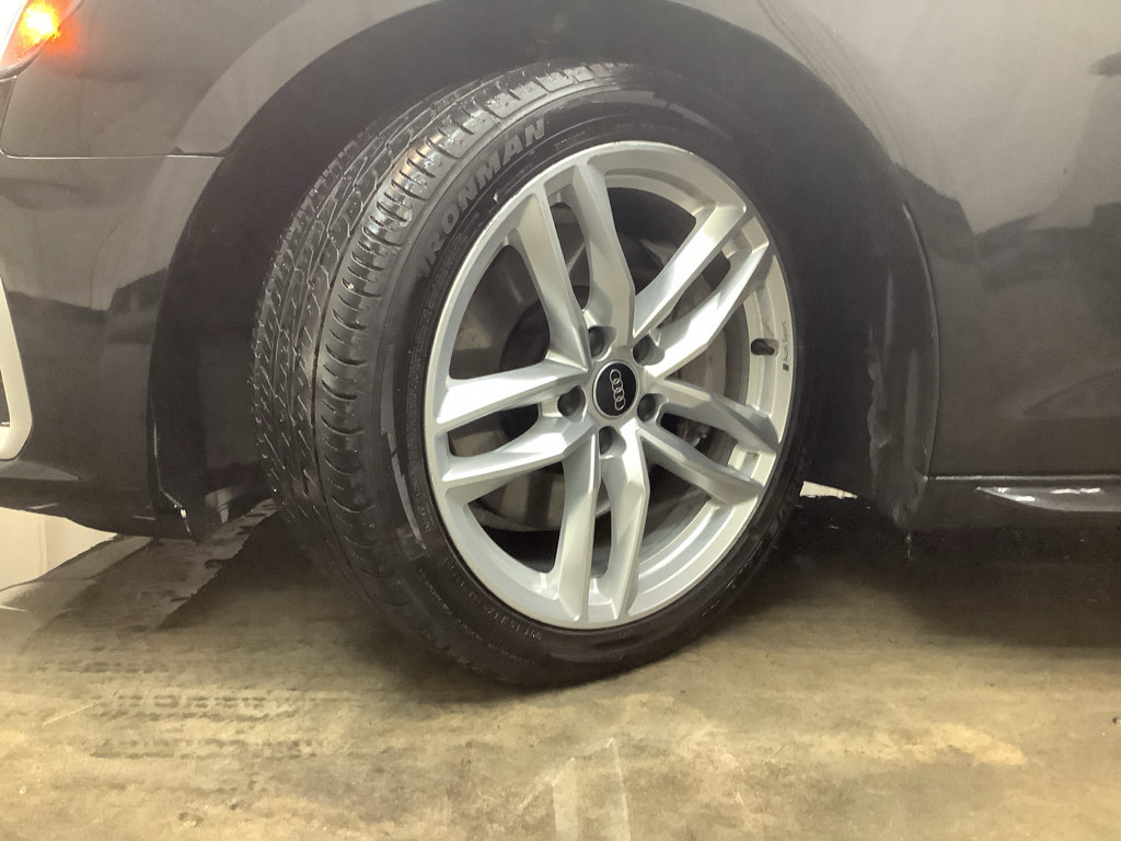 Used 2024 Audi A4 2.0T Premium Plus AWD/4WD image 25
