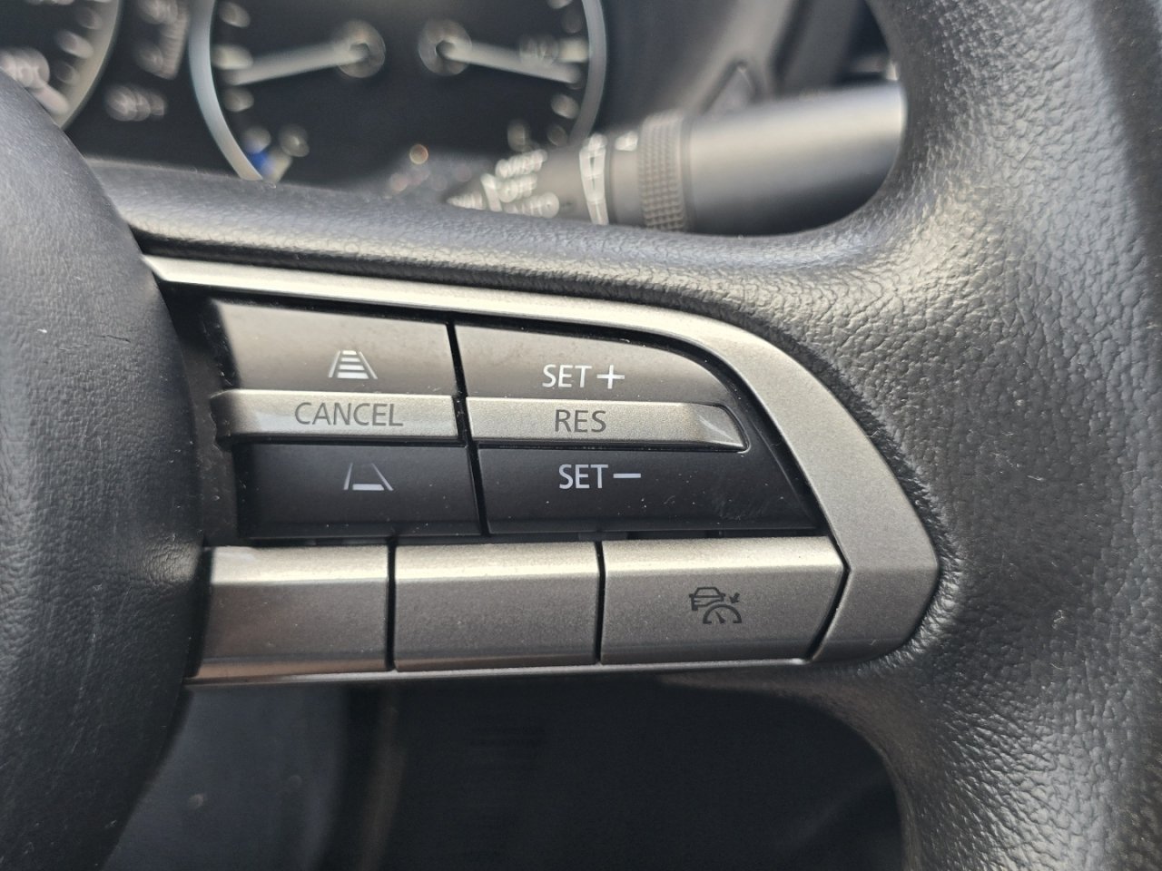 Used 2022 MAZDA MAZDA3 s FWD image 28