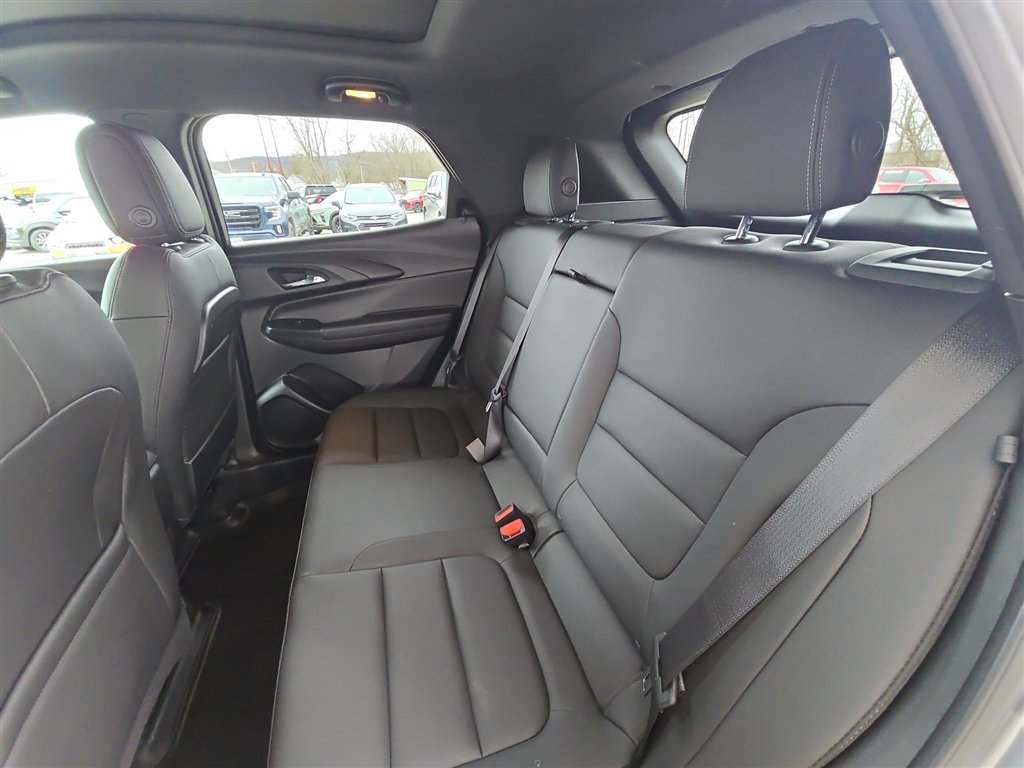 Used 2023 Chevrolet TrailBlazer ACTIV w/ Sun and Liftgate Package image 25