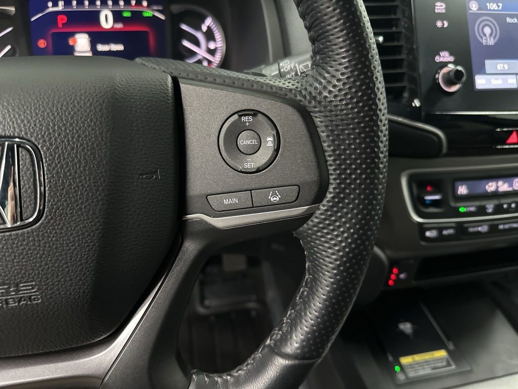 Used 2024 Honda Passport EX-L image 16