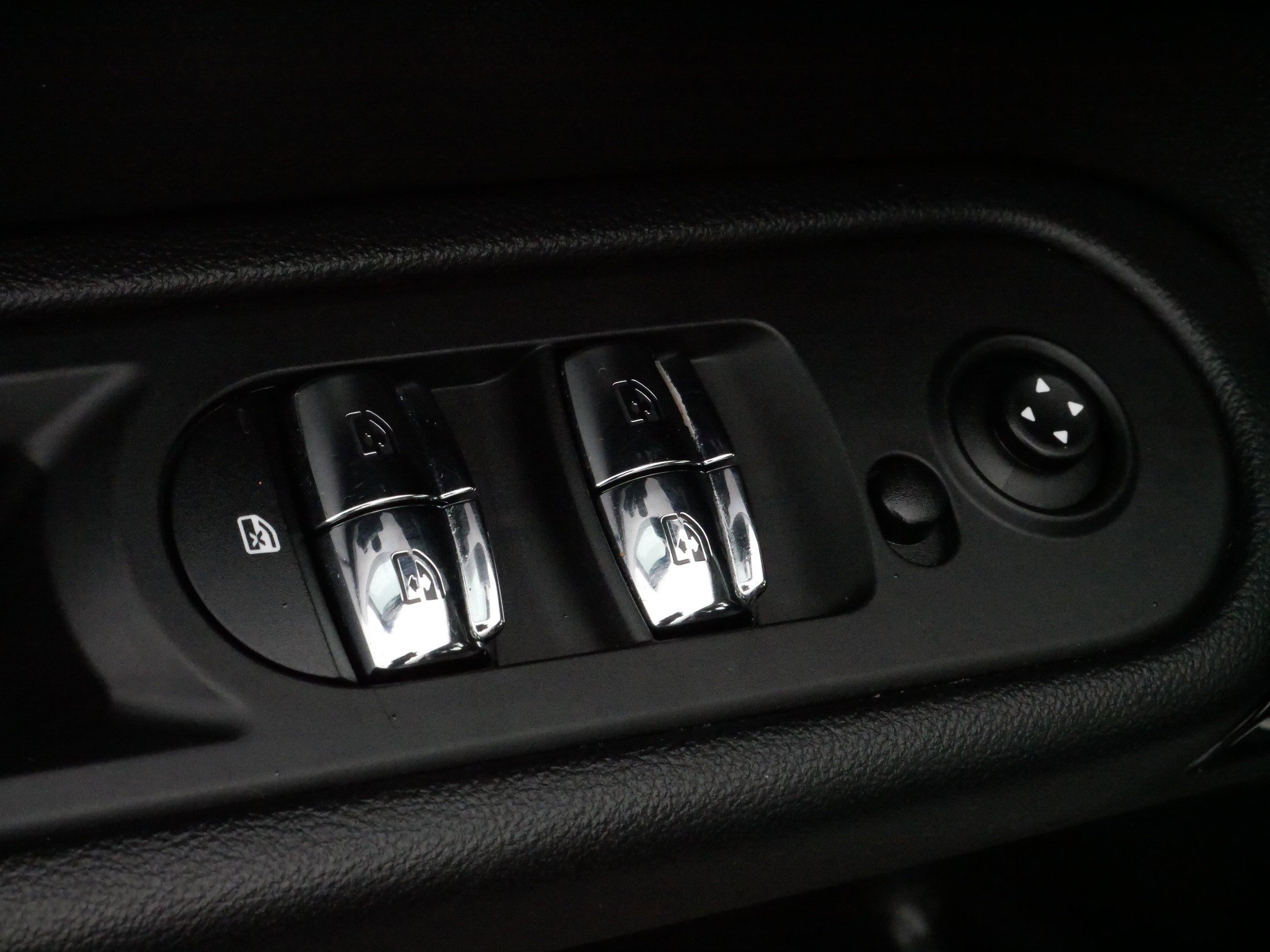 Used 2021 MINI Cooper Countryman S w/ Storage Package image 19