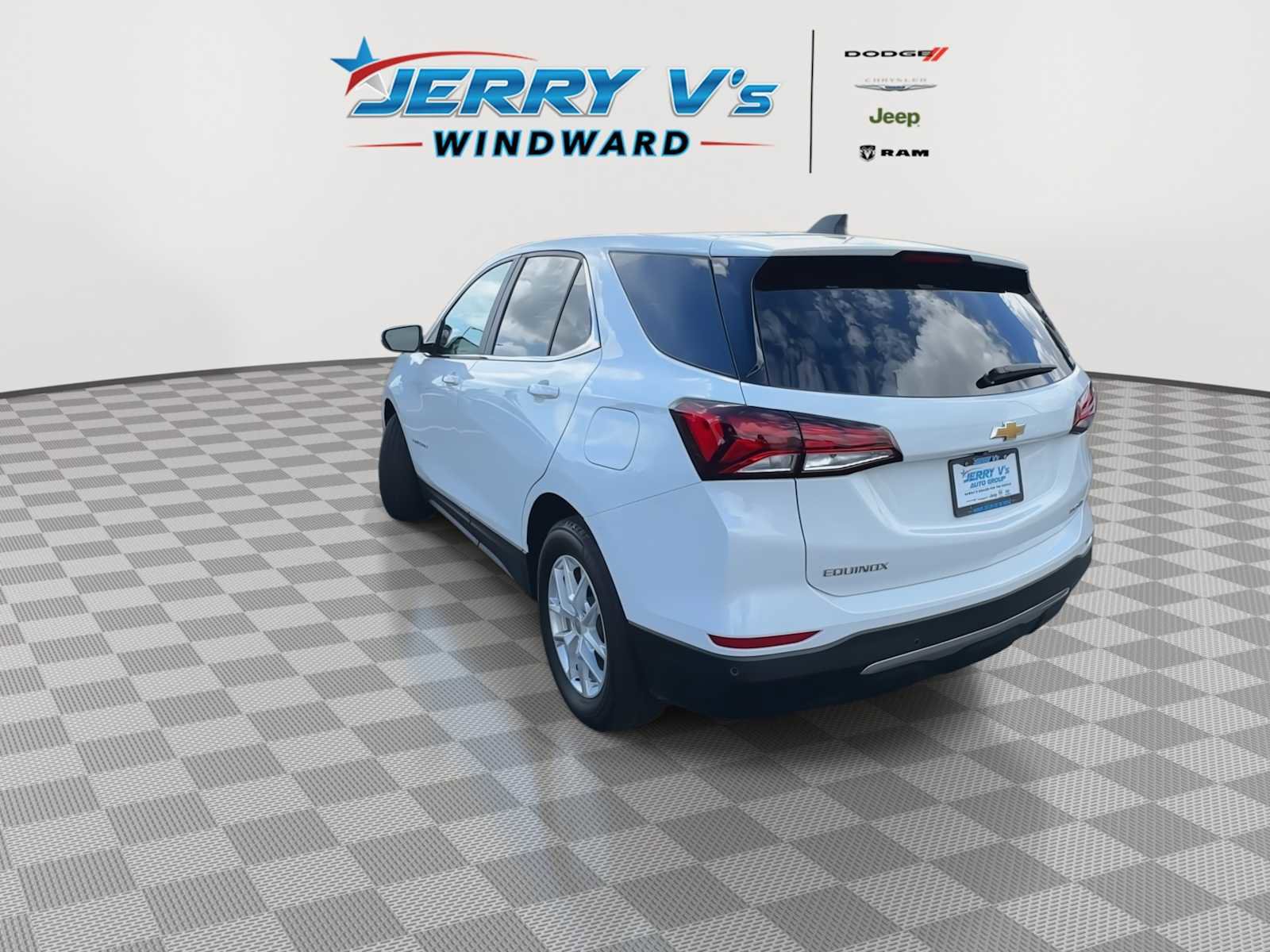 Used 2024 Chevrolet Equinox LT image 8