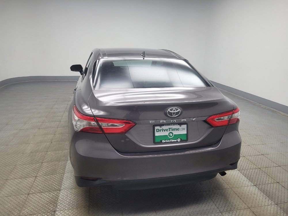 Used 2019 Toyota Camry L image 6
