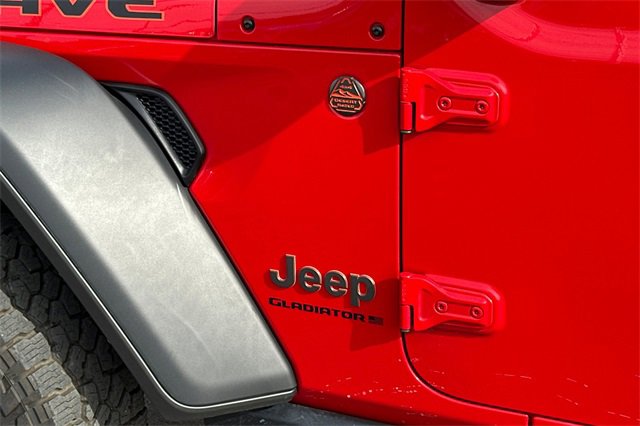 Certified 2023 Jeep Gladiator Mojave w/ Trailer Tow Package image 26