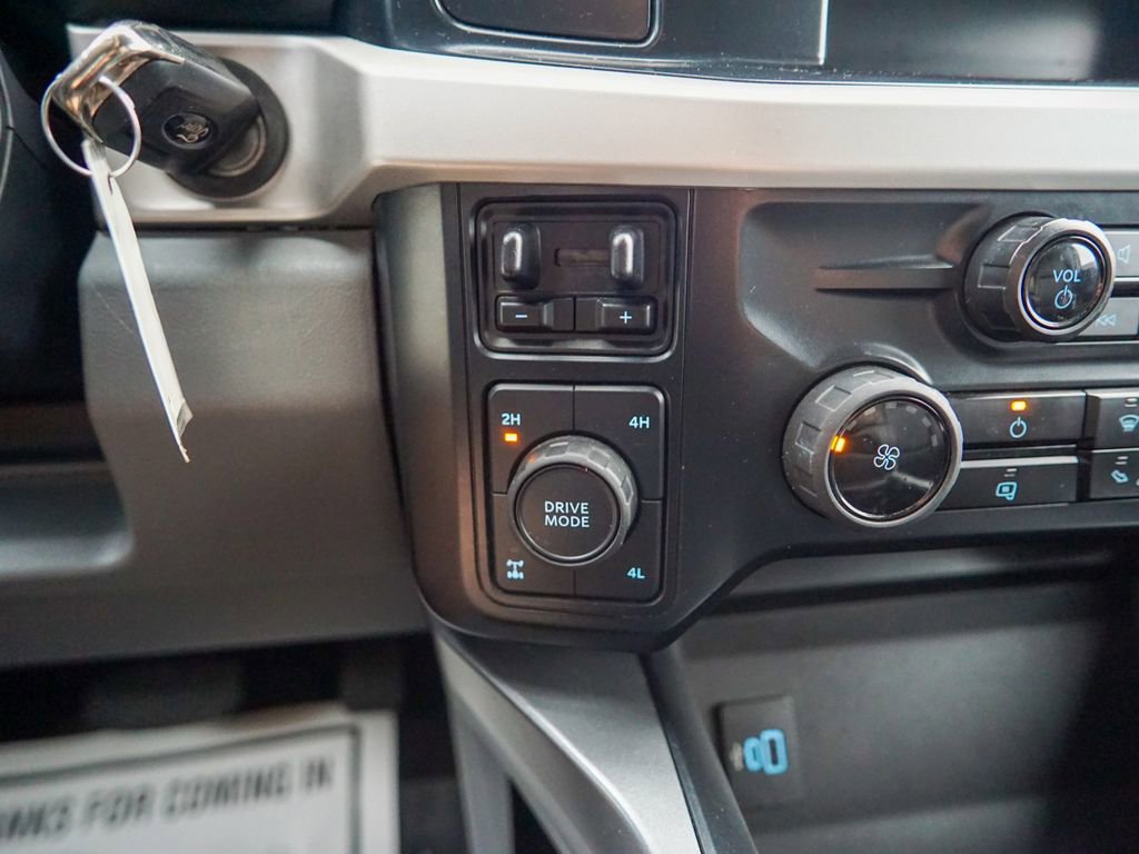 Used 2023 Ford F250 XLT w/ FX4 Off-Road Package image 24