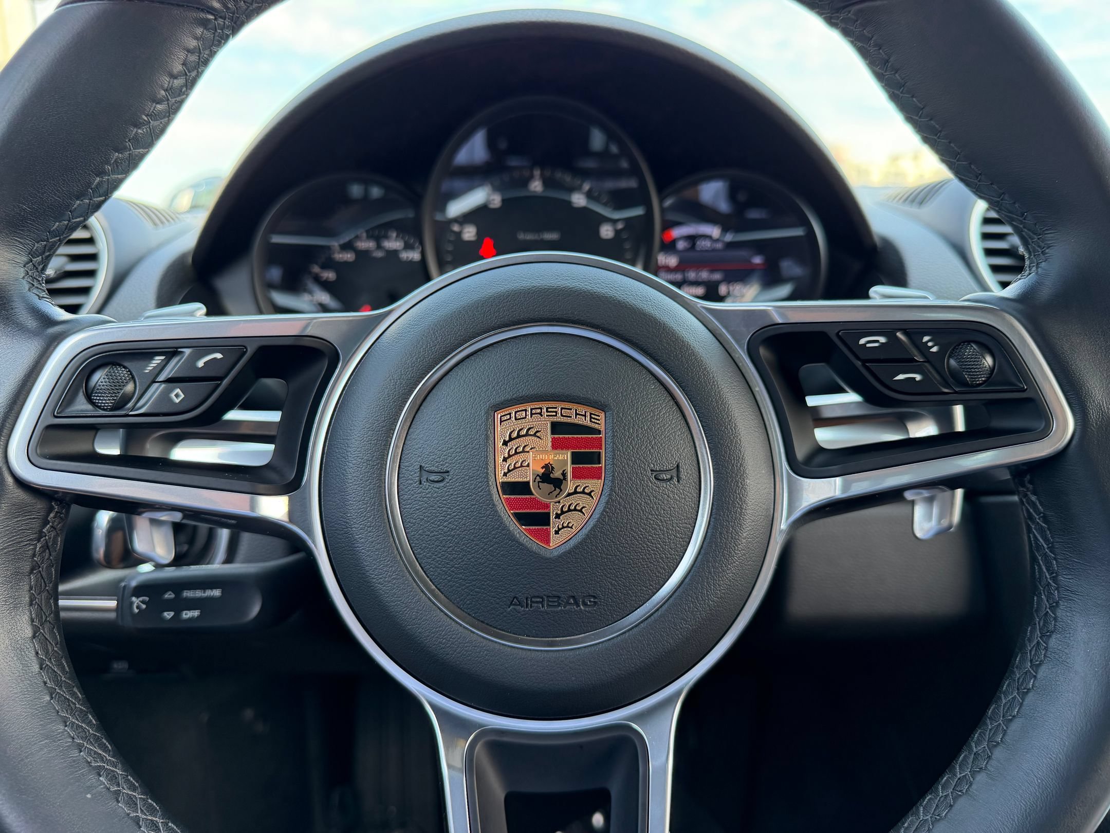Certified 2024 Porsche 718 Boxster RWD image 11