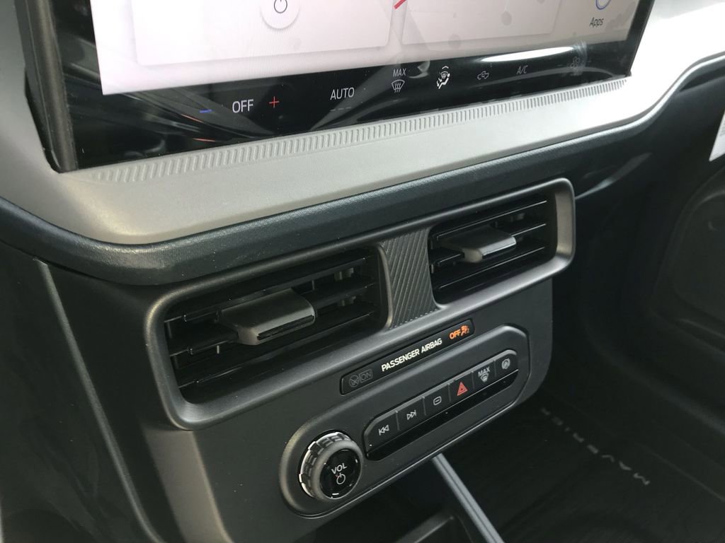 New 2026 Ford Maverick XL w/ Equipment Group 101A image 18