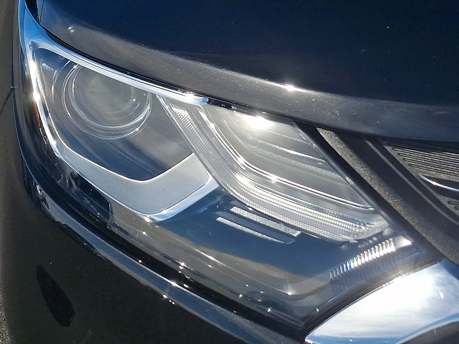 Used 2019 Chevrolet Equinox LT AWD/4WD image 9