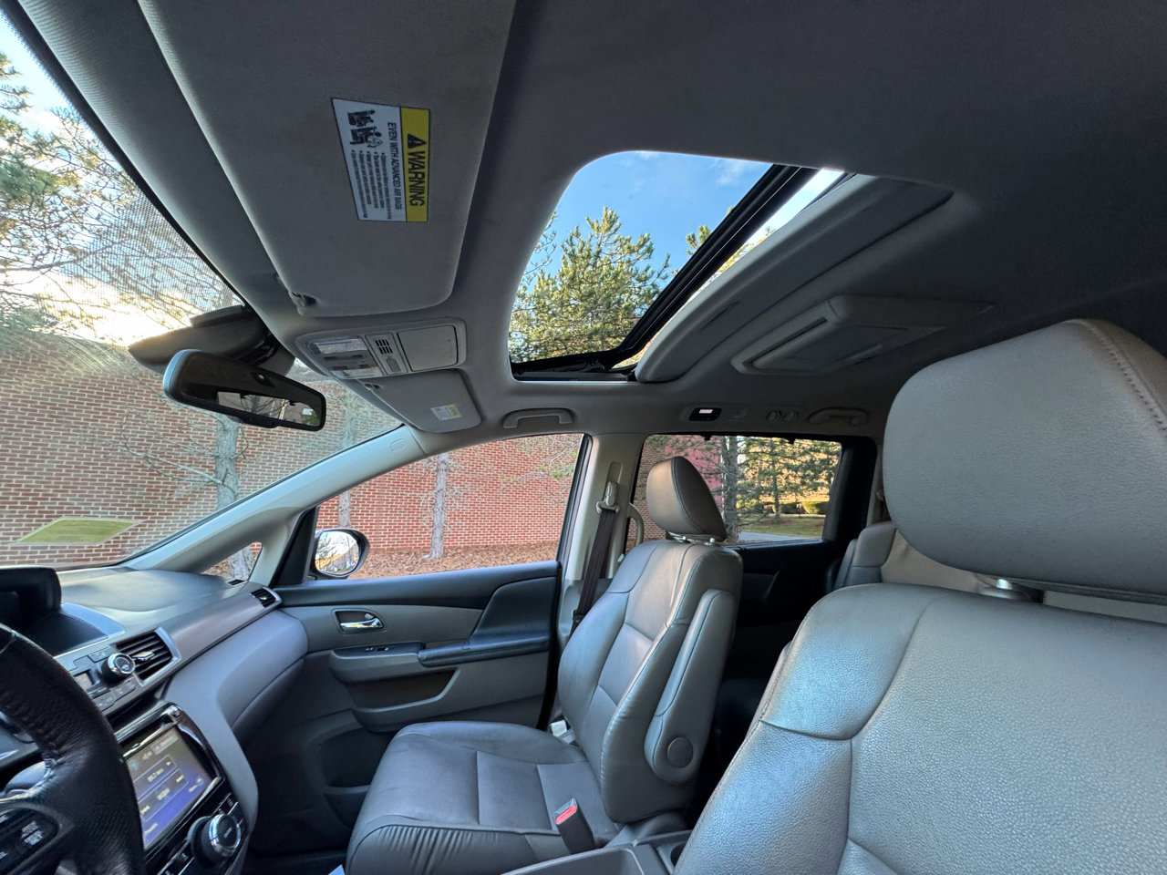 Used 2015 Honda Odyssey EX-L image 9