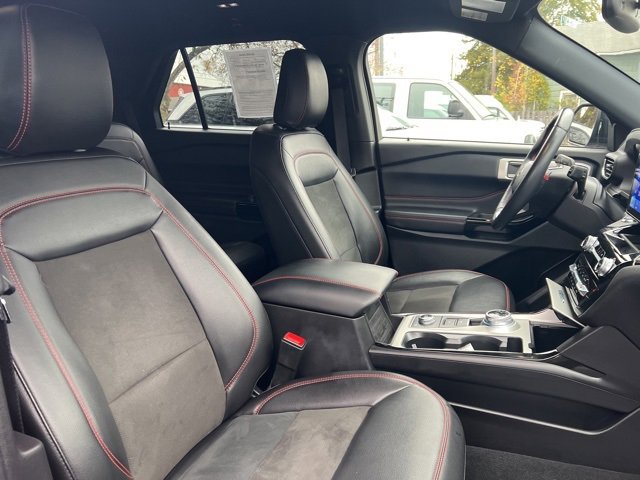 Used 2022 Ford Explorer ST-Line image 12
