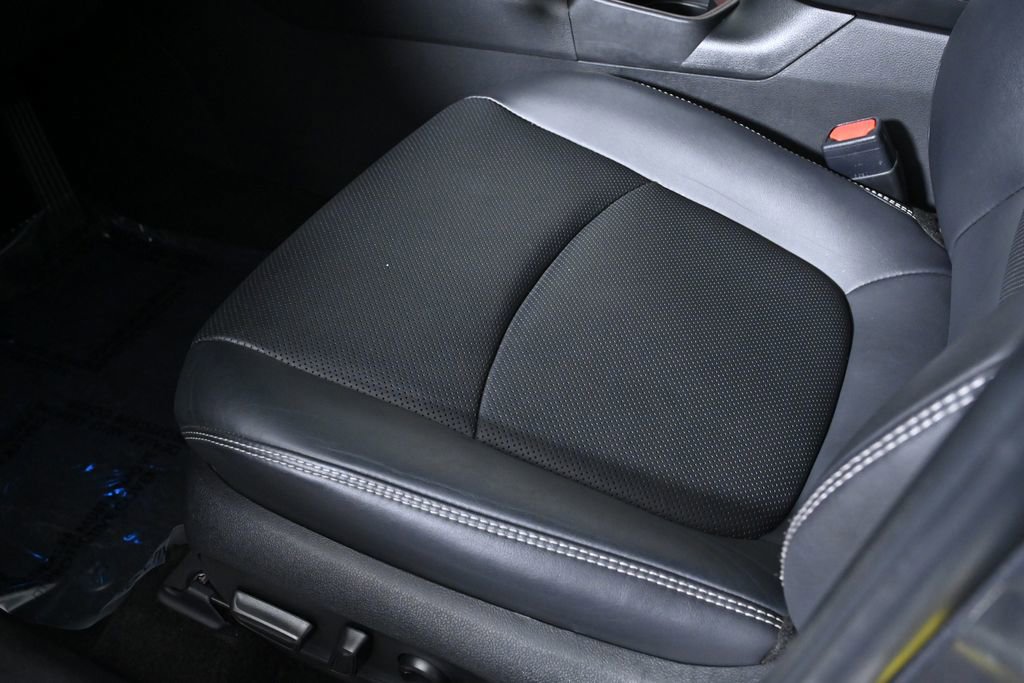 Used 2022 Toyota RAV4 Limited image 24