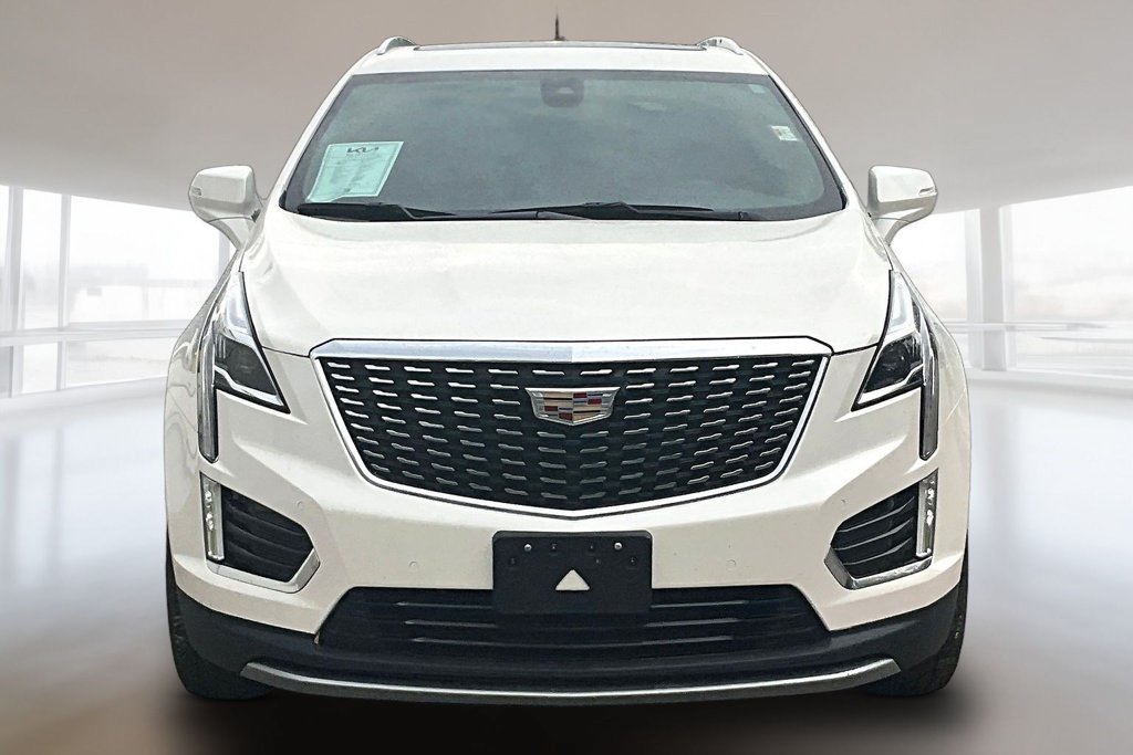Used 2024 Cadillac XT5 Premium Luxury AWD/4WD image 2