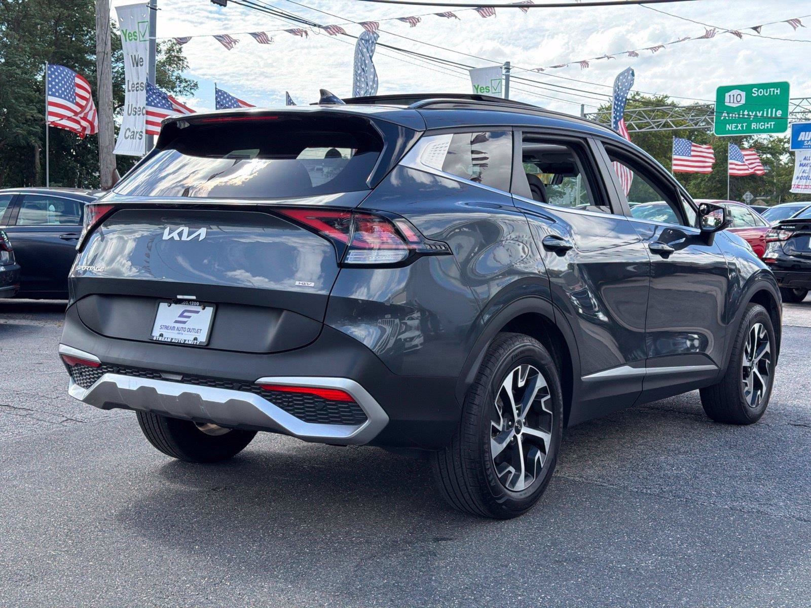 Used 2024 Kia Sportage EX w/ EX Premium Package AWD/4WD image 8