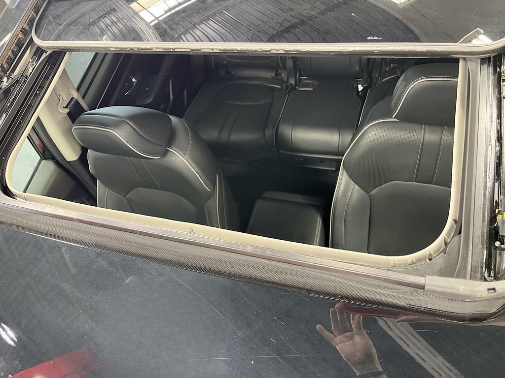 Used 2025 Honda Pilot Elite image 23