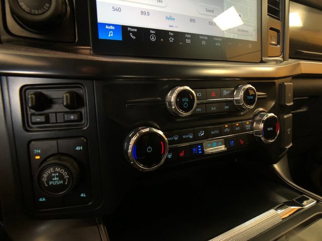 Used 2025 Ford F150 Lariat w/ Equipment Group 502A High AWD/4WD image 17