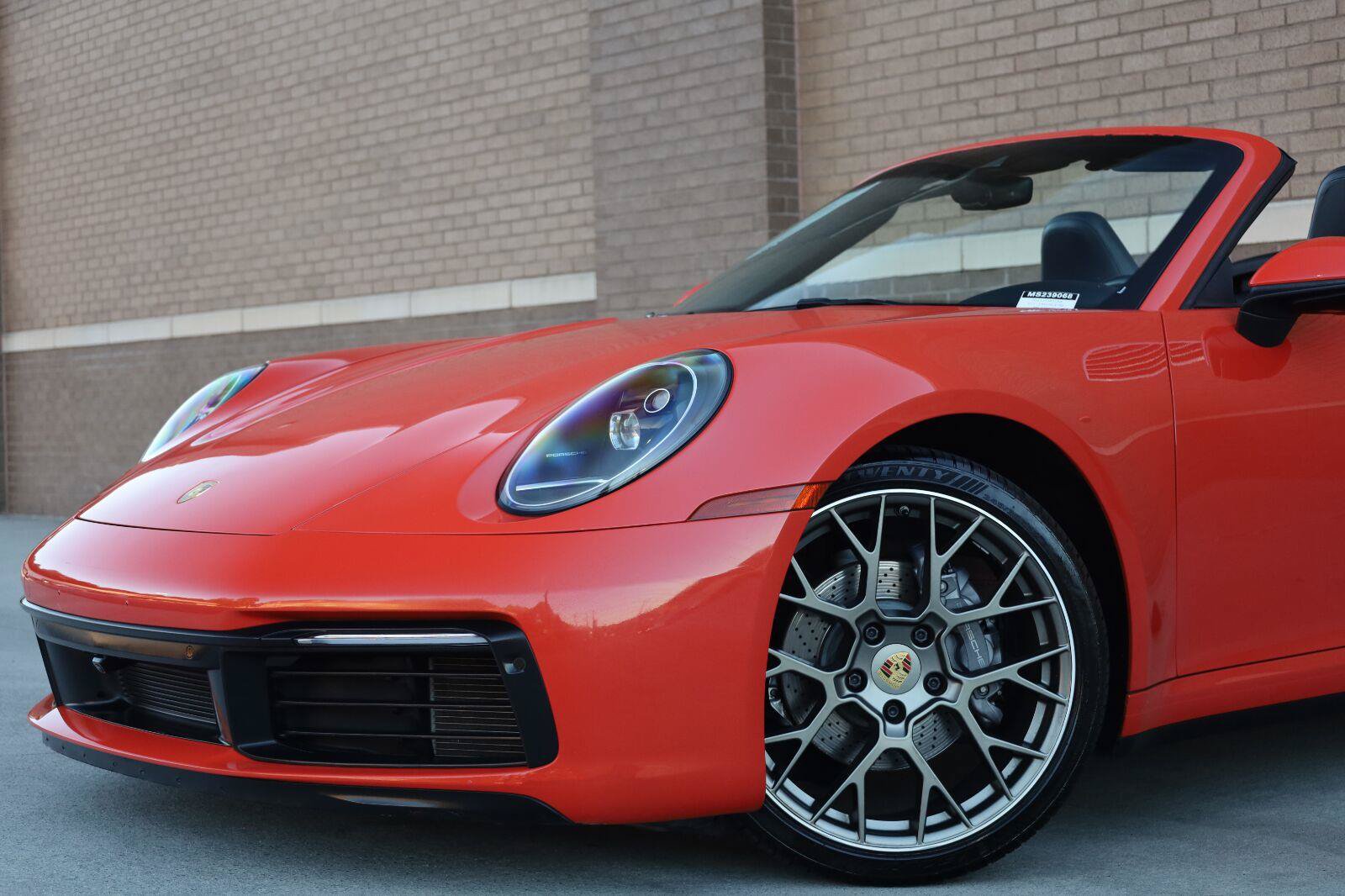 Used 2021 Porsche 911 Carrera w/ Premium Package RWD image 15