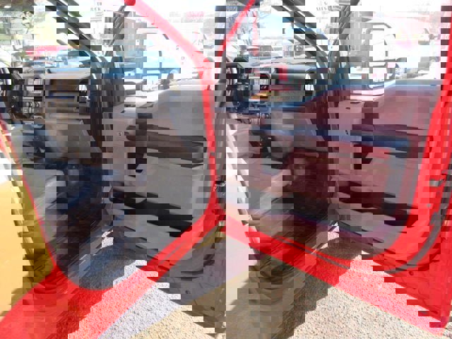 Used 2017 Ford F550 2WD Crew Cab Super Duty image 20