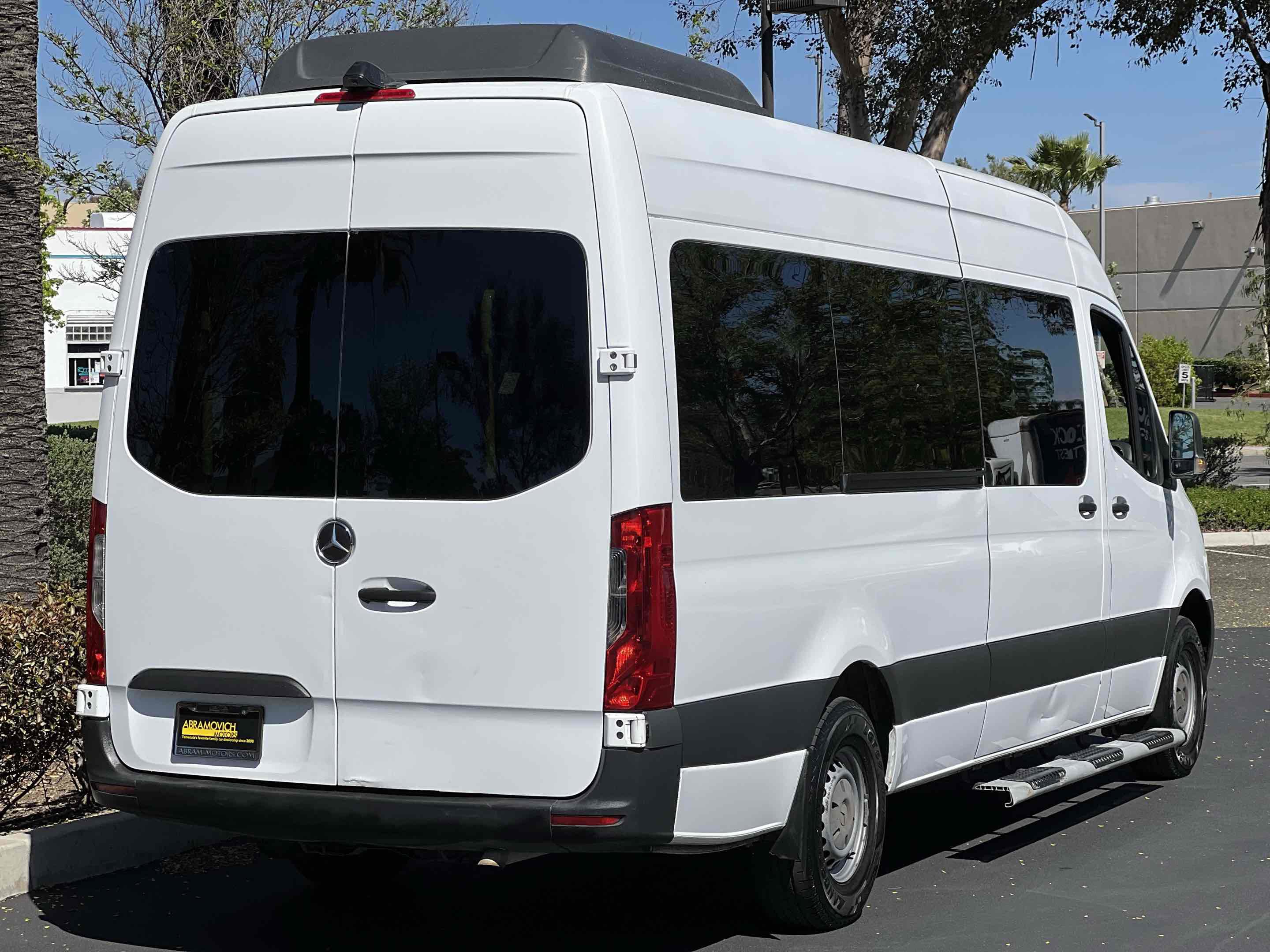 Used 2019 Mercedes-Benz Sprinter 2500 w/ Driver Convenience Package image 25