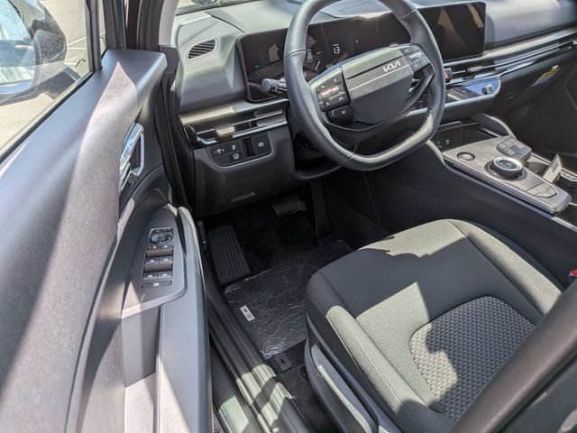 New 2026 Kia Sportage LX FWD image 12