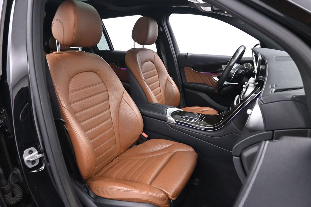 Used 2021 Mercedes-Benz GLC 43 AMG 4MATIC image 24