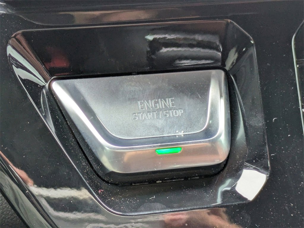 Used 2023 GMC Sierra 1500 Denali Ultimate image 32