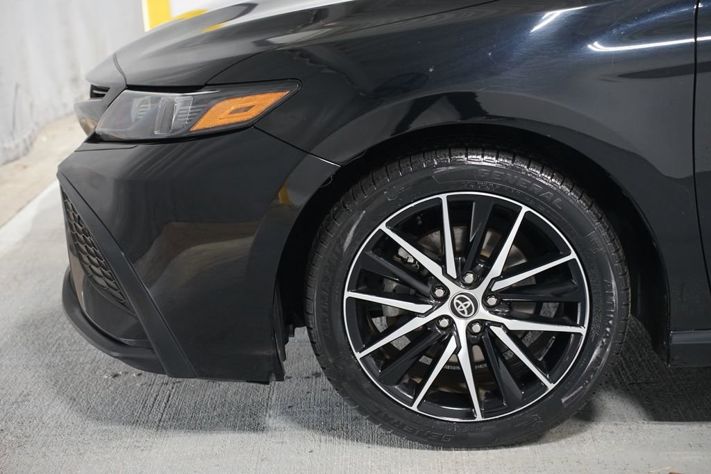 Certified 2024 Toyota Camry SE image 5