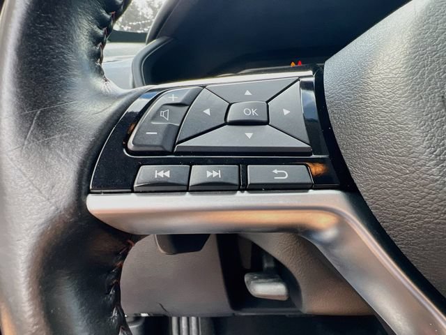 Used 2023 Nissan Altima 2.5 SR AWD/4WD image 17