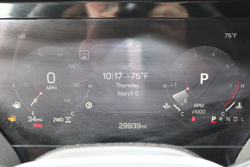 Used 2025 GMC Yukon Denali image 39