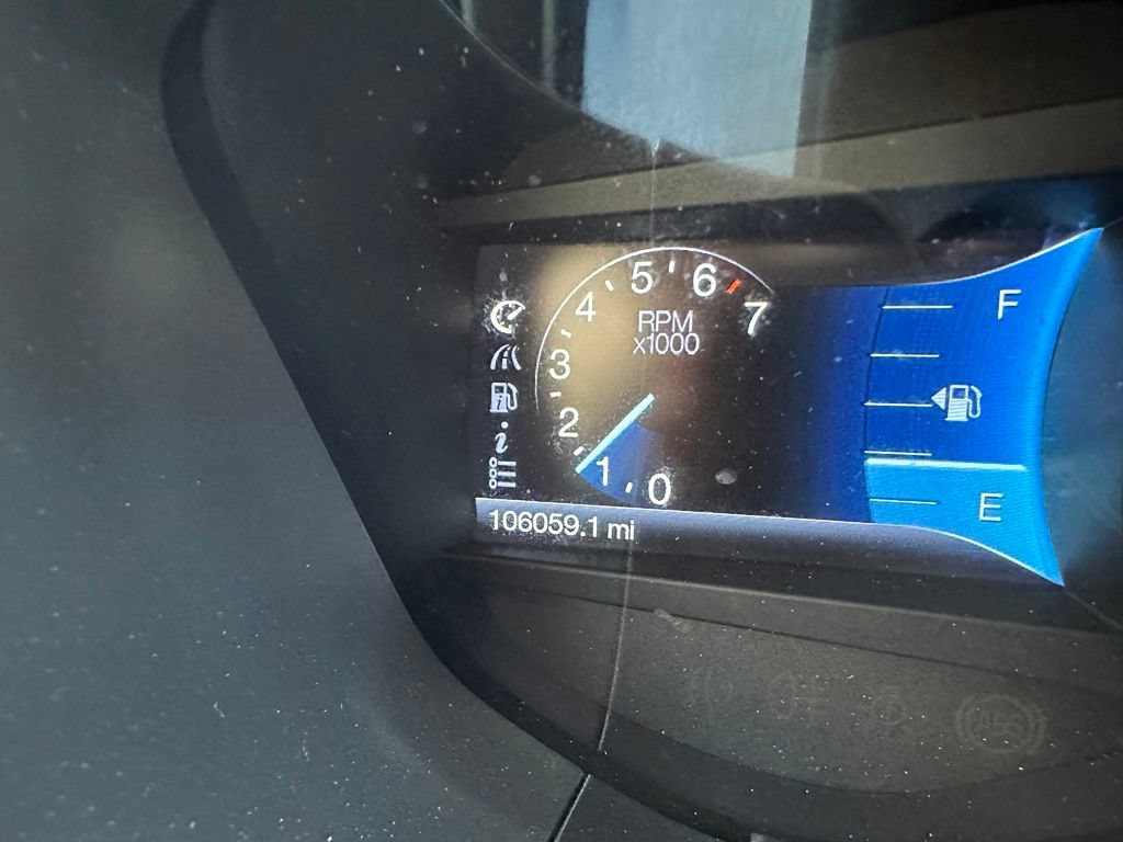 Used 2014 Ford Fusion SE w/ Equipment Group 201A FWD image 9