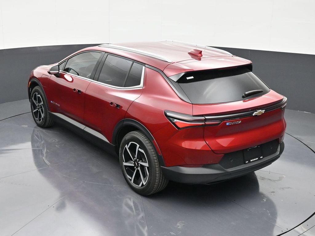 Used 2026 Chevrolet Equinox EV LT image 14