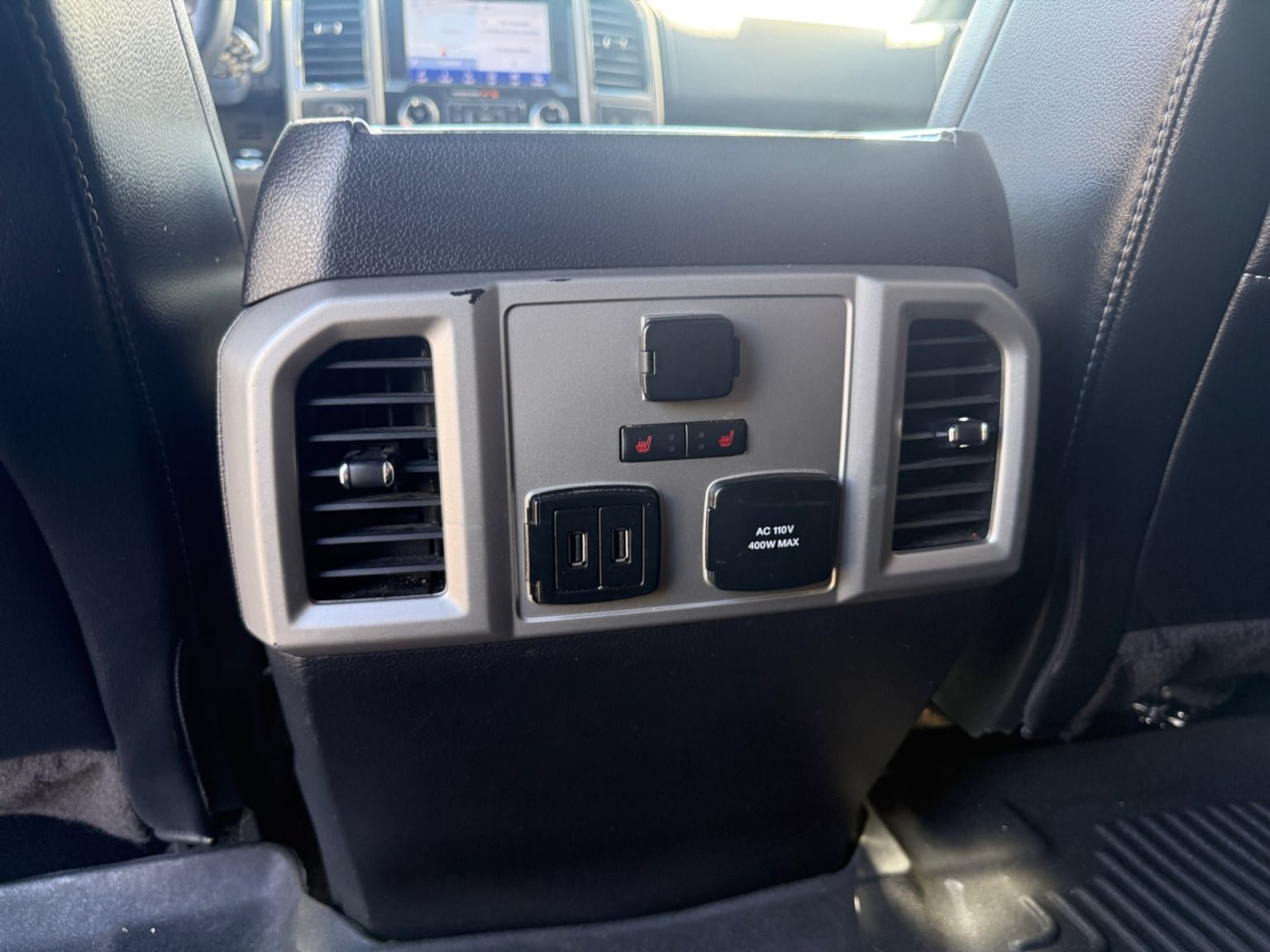 Used 2019 Ford F150 Lariat w/ Equipment Group 502A Luxury AWD/4WD image 23