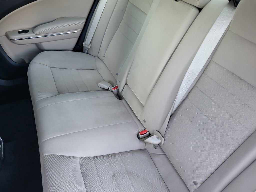 Used 2013 Dodge Charger SE w/ Connectivity Group image 27