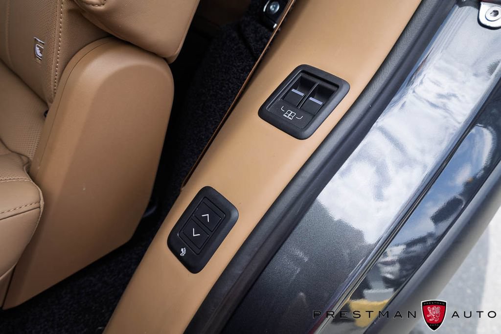 Used 2025 Land Rover Range Rover Long Wheelbase Autobiography AWD/4WD image 52