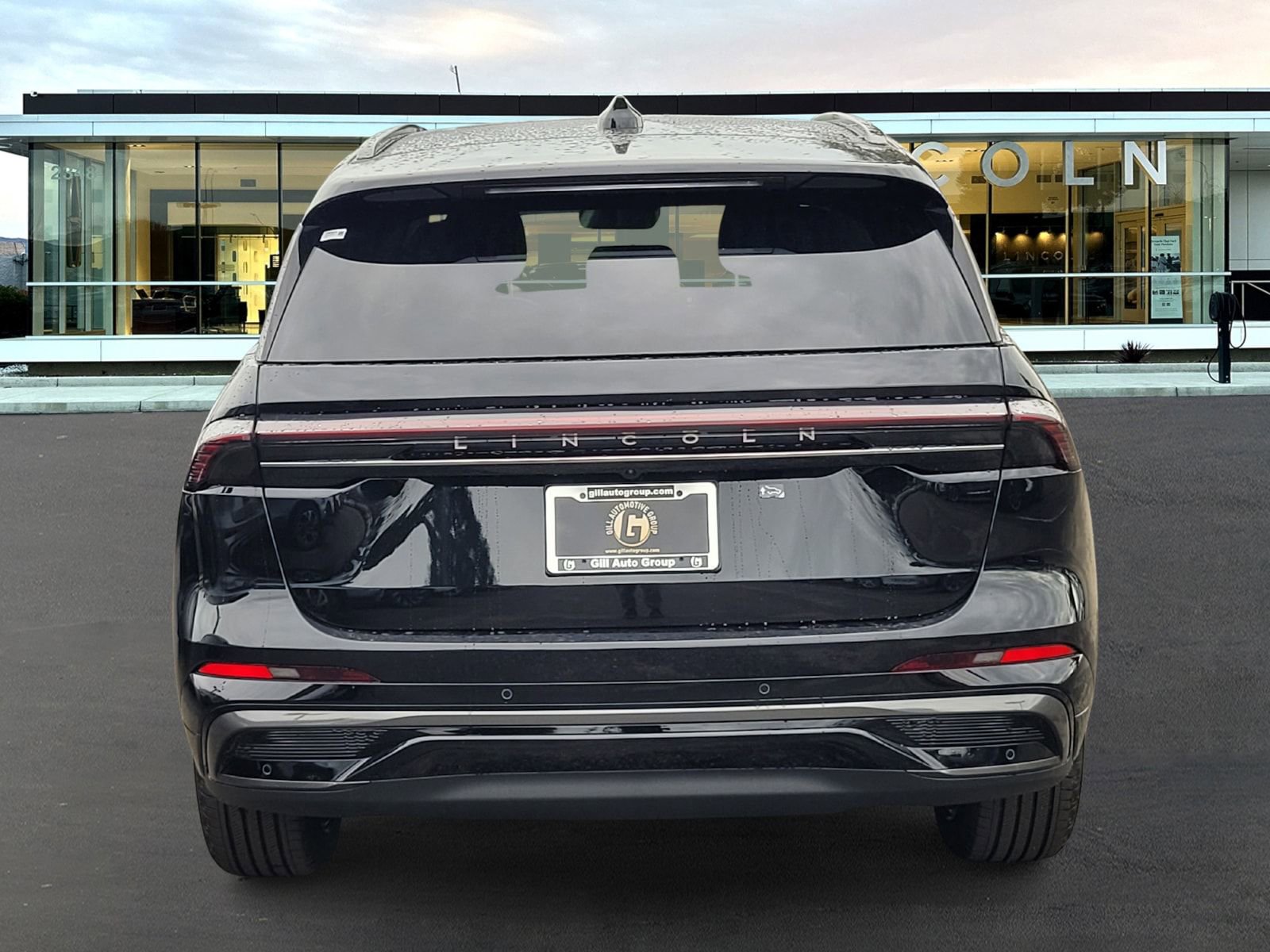 New 2026 Lincoln Nautilus Reserve w/ Jet Appearance Package image 5