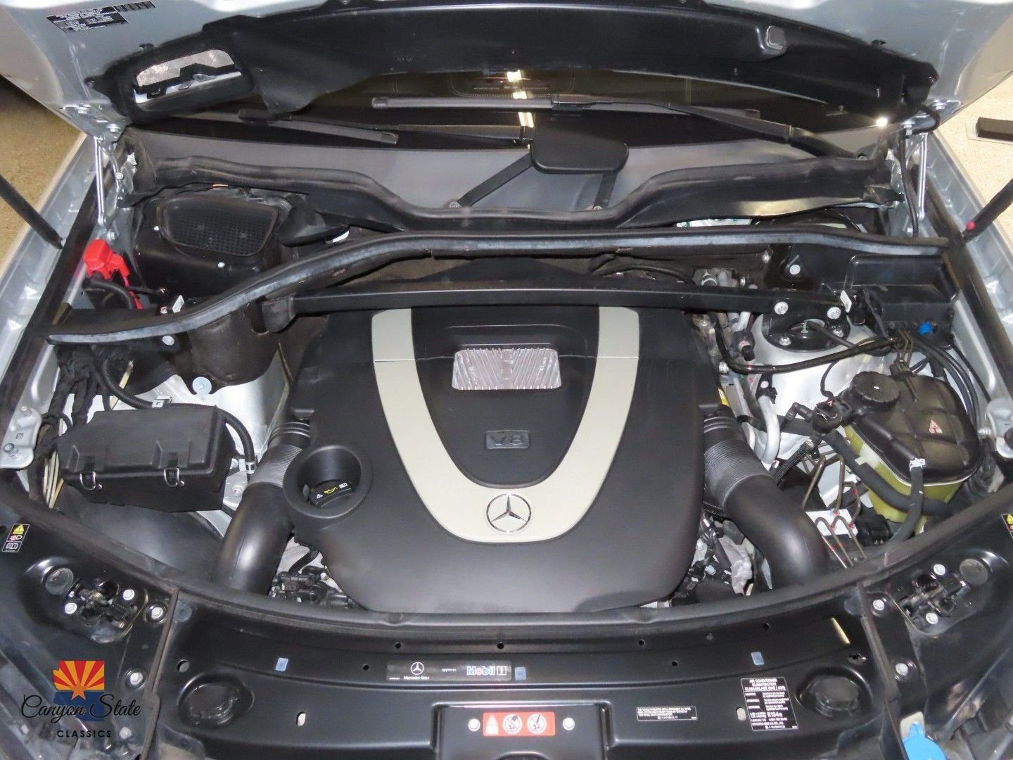 Used 2009 Mercedes-Benz GL 550 4MATIC image 8