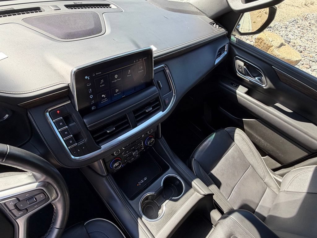 Used 2023 Chevrolet Suburban Premier RWD image 19
