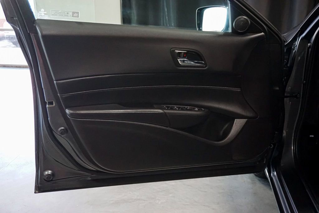 Used 2014 Acura ILX w/ Premium Package image 19