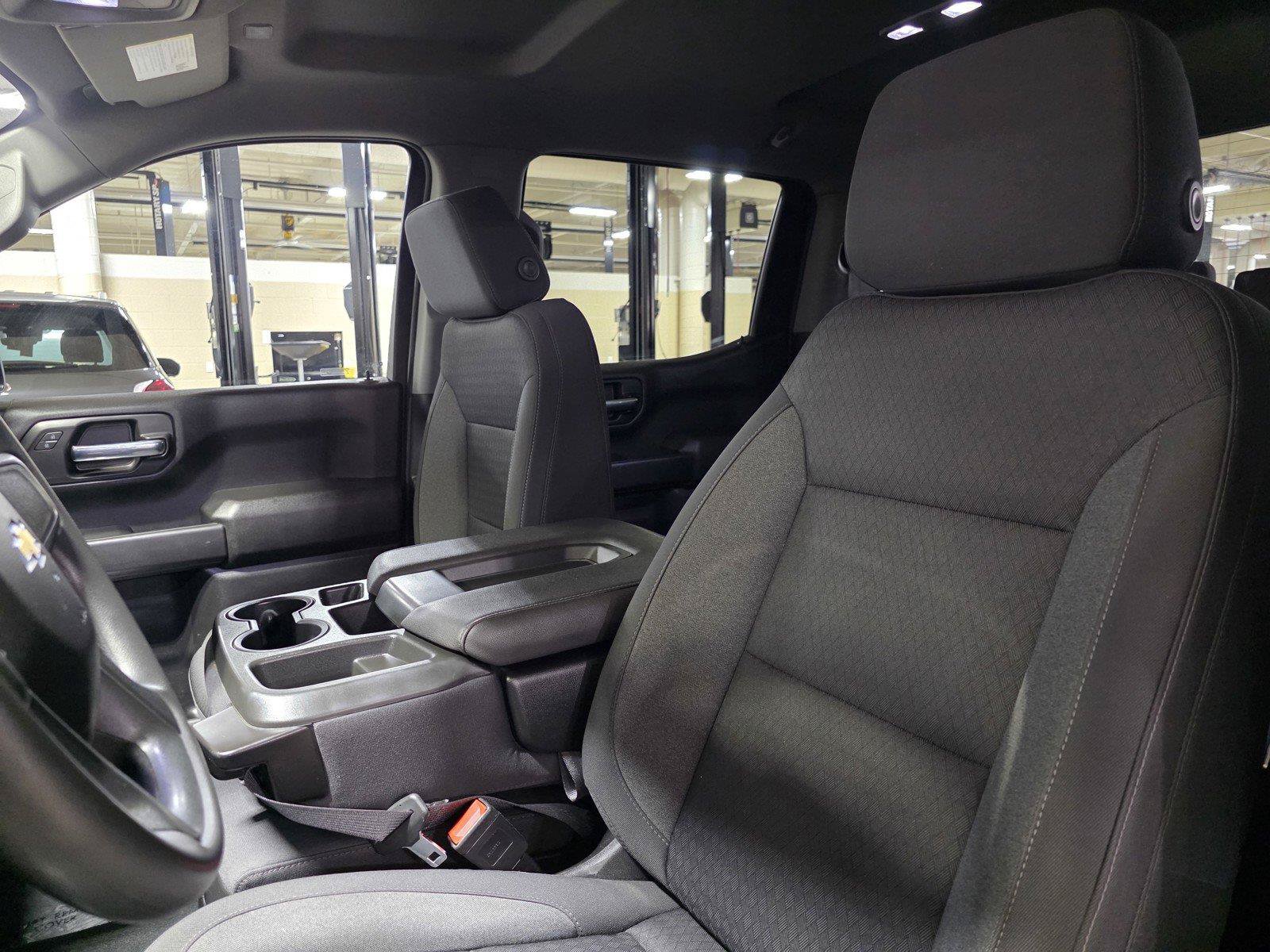 Used 2023 Chevrolet Silverado 1500 Custom AWD/4WD image 24