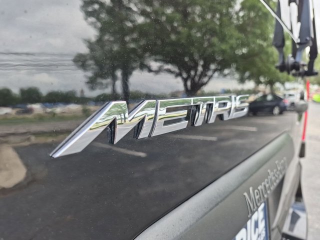Used 2018 Mercedes-Benz Metris Passenger image 27
