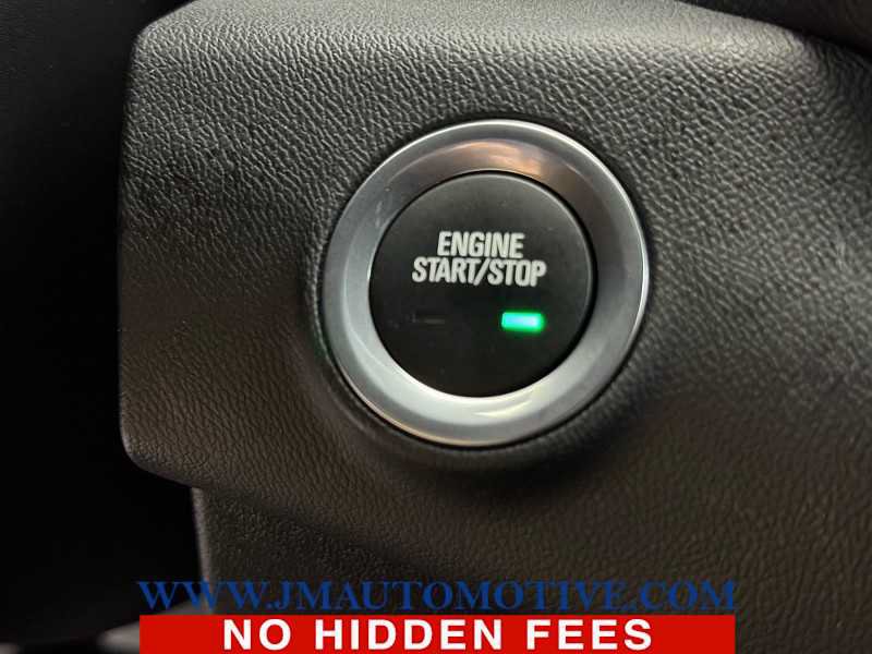 Used 2024 GMC Terrain SLT AWD/4WD image 42