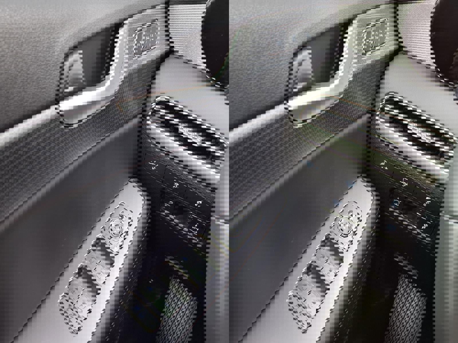 Used 2025 Hyundai Palisade Limited image 23