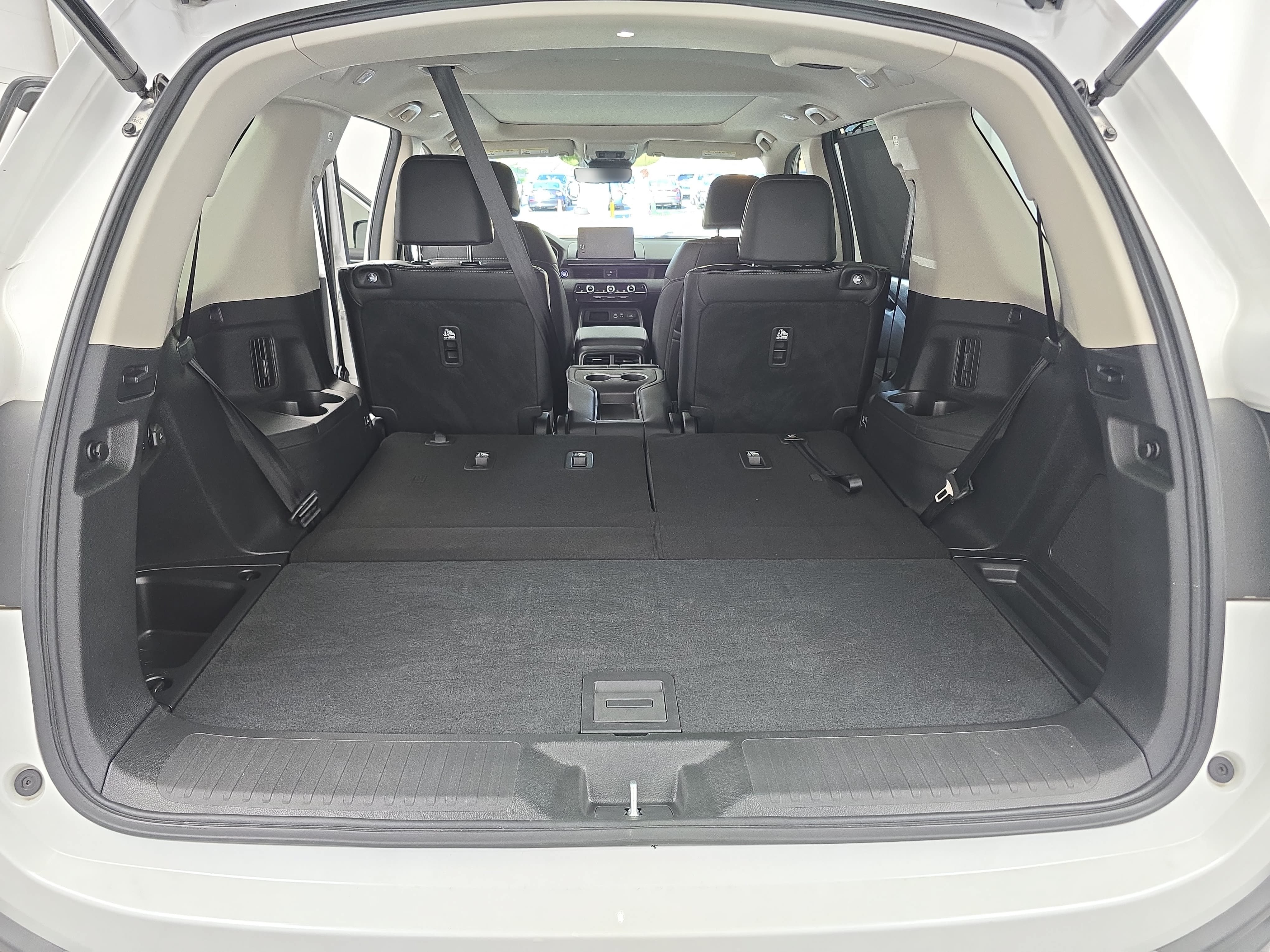 Certified 2025 Honda Pilot Touring image 13
