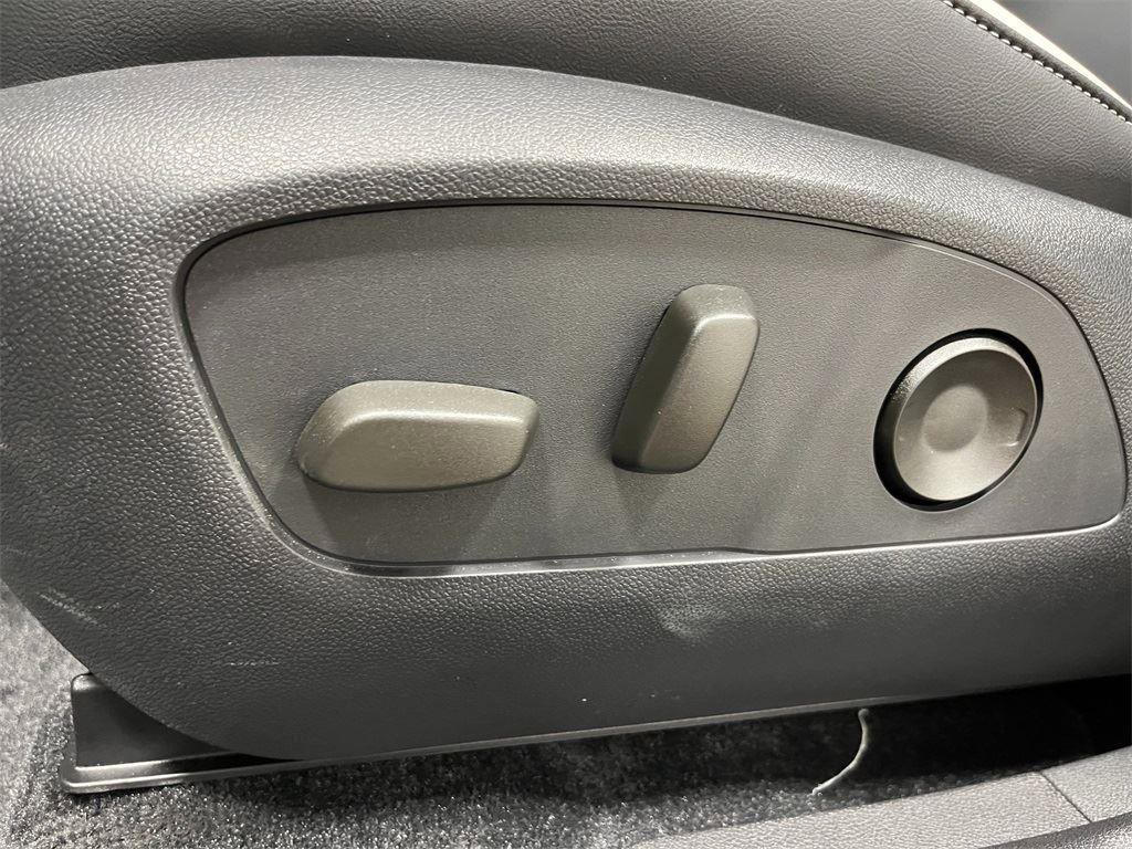 New 2025 Honda Prologue Touring image 15