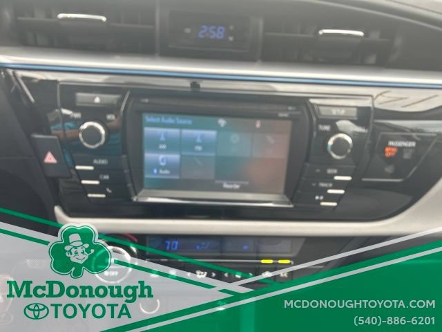 Used 2014 Toyota Corolla LE FWD image 2