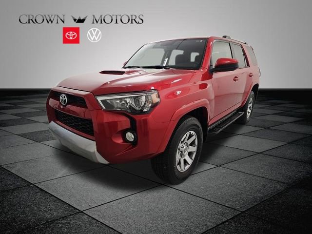 Used 2015 Toyota 4Runner Trail w/ Four Season Floor Mat Package AWD/4WD image 3